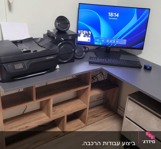 ביצוע עבודות הרכבה.